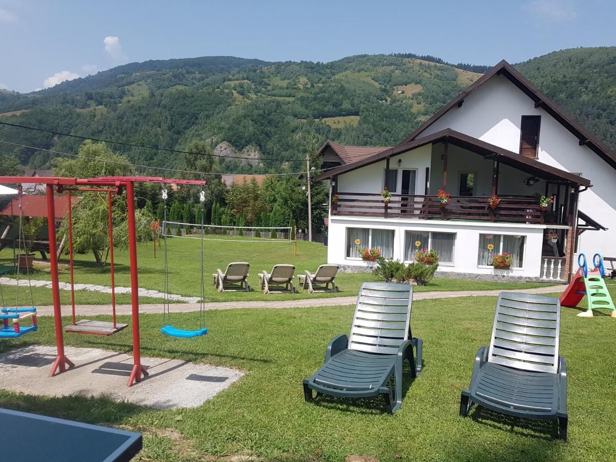 Pensiunea Casa Ady Bran  Exterior photo