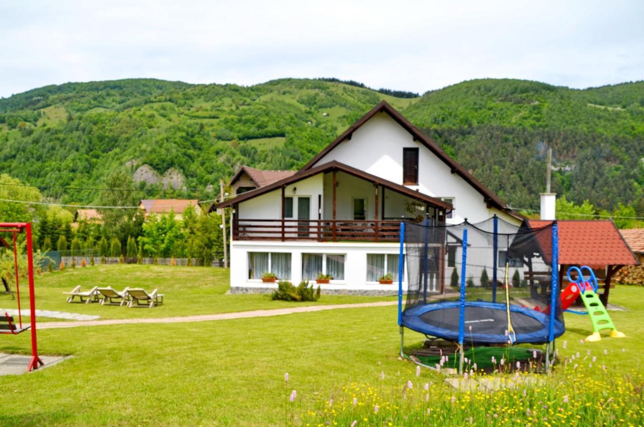 Pensiunea Casa Ady Bran  Exterior photo