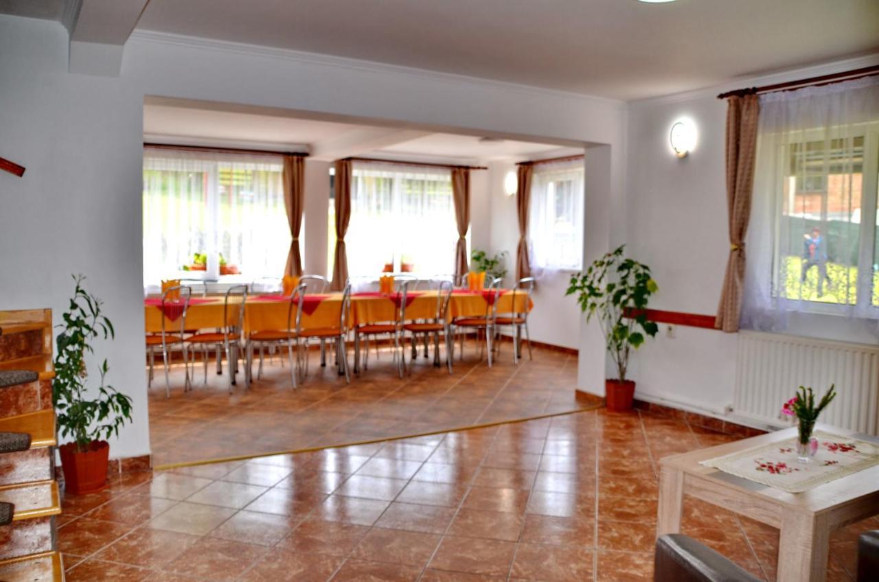 Pensiunea Casa Ady Bran  Exterior photo