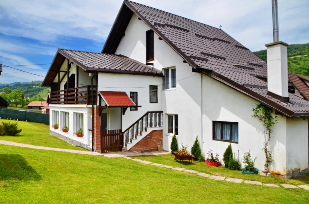Pensiunea Casa Ady Bran  Exterior photo